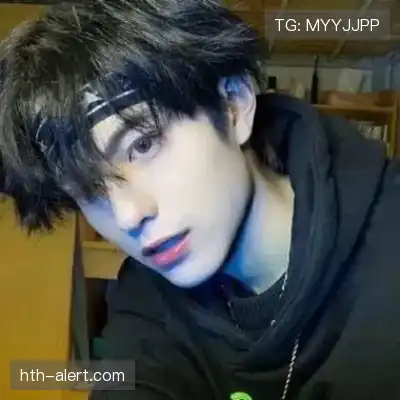 龙含雅